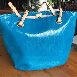 Michael Kors Travel Tote Bag Medium